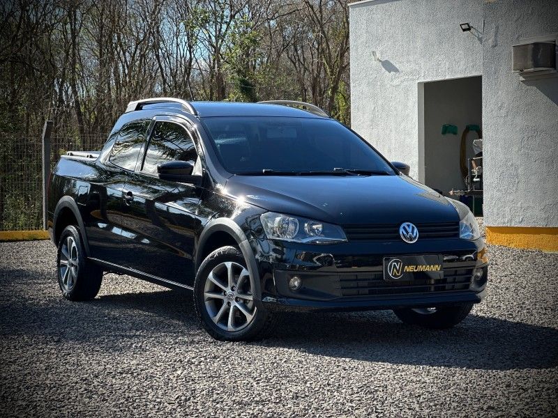 Volkswagen SAVEIRO CD TRENDLINE 1.6 2015 NEUMANN VEÍCULOS ARROIO DO MEIO / Carros no Vale