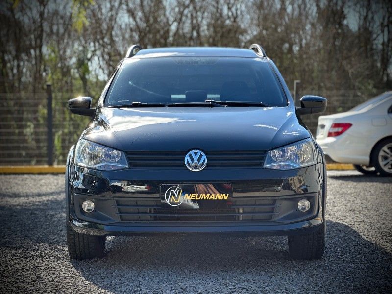 Volkswagen SAVEIRO CD TRENDLINE 1.6 2015 NEUMANN VEÍCULOS ARROIO DO MEIO / Carros no Vale