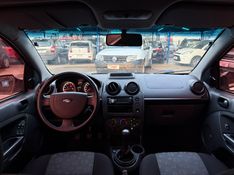 Ford FIESTA 1.6 8V 2011 FERREIRA VEÍCULOS VENÂNCIO AIRES / Carros no Vale