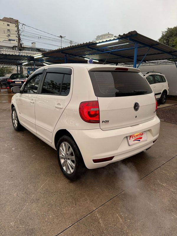 Volkswagen FOX 1.6 8V 2012 FERREIRA VEÍCULOS VENÂNCIO AIRES / Carros no Vale