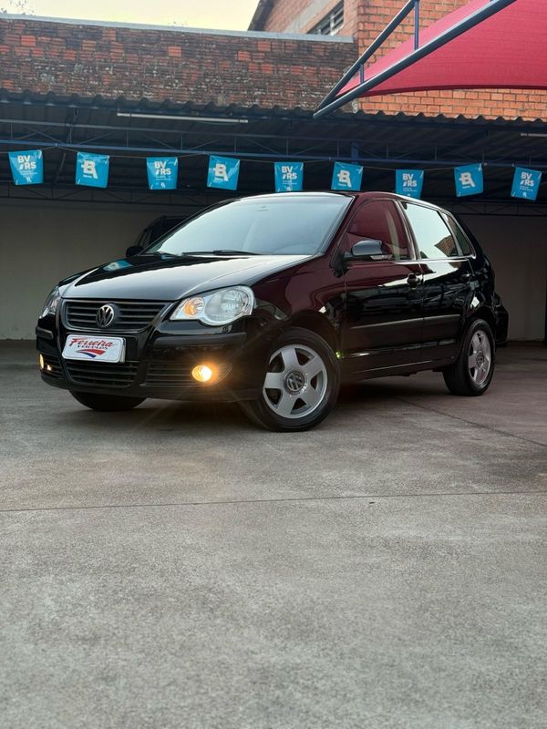 Volkswagen POLO HATCH 1.6 8V 2010 FERREIRA VEÍCULOS VENÂNCIO AIRES / Carros no Vale