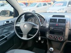Volkswagen POLO HATCH 1.6 8V 2010 FERREIRA VEÍCULOS VENÂNCIO AIRES / Carros no Vale