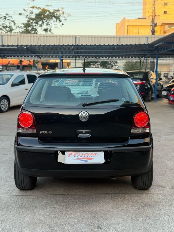 Volkswagen POLO HATCH 1.6 8V 2010 FERREIRA VEÍCULOS VENÂNCIO AIRES / Carros no Vale