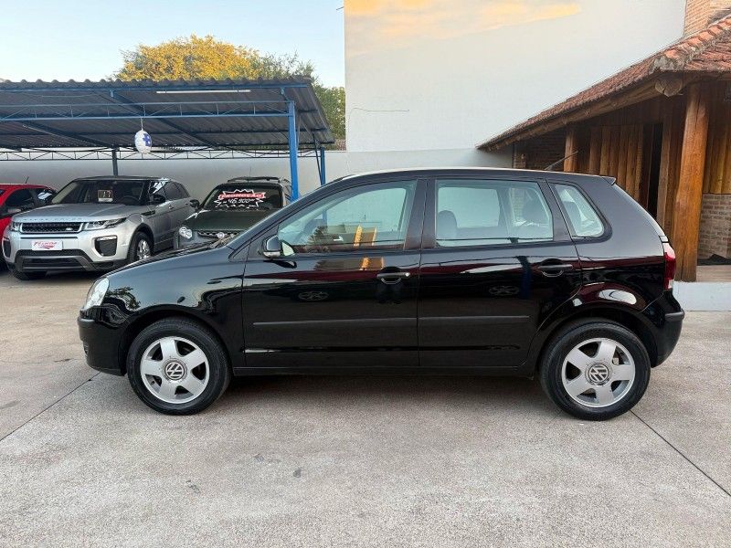 Volkswagen POLO HATCH 1.6 8V 2010 FERREIRA VEÍCULOS VENÂNCIO AIRES / Carros no Vale