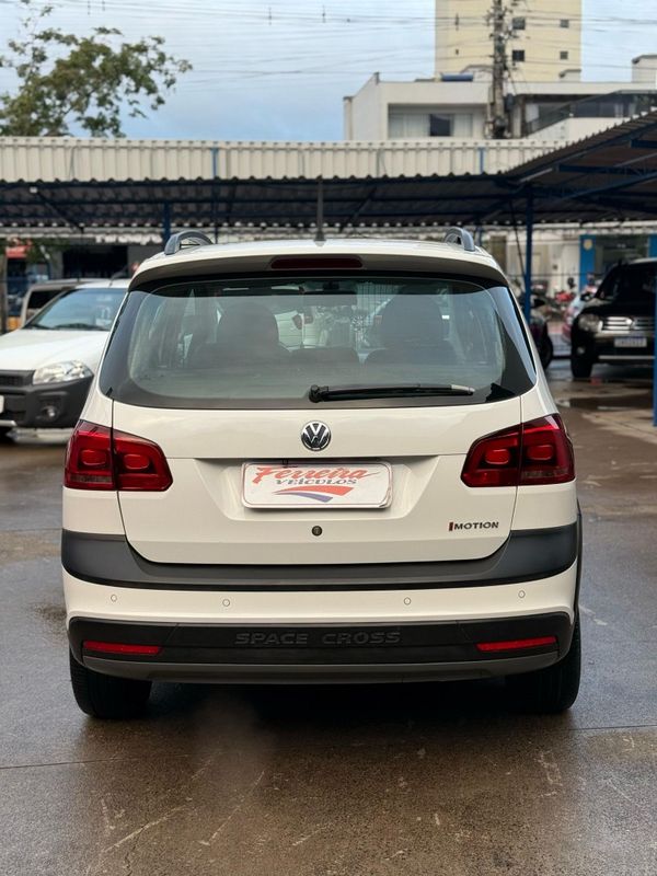 Volkswagen SPACECROSS 1.6 8V 2012 FERREIRA VEÍCULOS VENÂNCIO AIRES / Carros no Vale