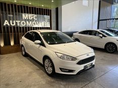 FORD FOCUS 2.0 SE Plus Fastback 16V 2017/2018 M&C AUTOMÓVEIS CAXIAS DO SUL / Carros no Vale