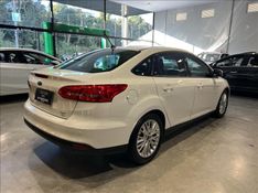 FORD FOCUS 2.0 SE Plus Fastback 16V 2017/2018 M&C AUTOMÓVEIS CAXIAS DO SUL / Carros no Vale
