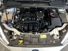 FORD FOCUS 2.0 SE Plus Fastback 16V 2017/2018 M&C AUTOMÓVEIS CAXIAS DO SUL / Carros no Vale