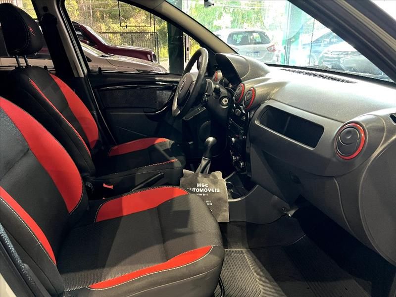 RENAULT SANDERO 1.6 SL Stepway RIP Curl 16V 2012/2012 M&C AUTOMÓVEIS CAXIAS DO SUL / Carros no Vale