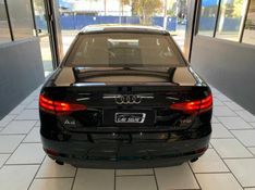 AUDI A4 2.0 TFSI ATTRACTION GASOLINA 4P S TRONIC 2017/2018 FÁBIO BERNARDES PORTO ALEGRE / Carros no Vale