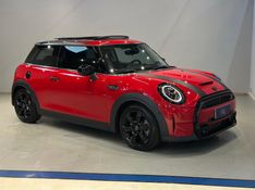 MINI COOPER 2.0 16V TWINPOWER GASOLINA S EXCLUSIVE 2P STEPTRONIC 2022/2023 FÁBIO BERNARDES PORTO ALEGRE / Carros no Vale