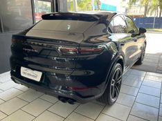 PORSCHE CAYENNE 4.0 V8 GASOLINA TURBO COUPÉ AWD TIPTRONIC S 2022/2023 FÁBIO BERNARDES PORTO ALEGRE / Carros no Vale