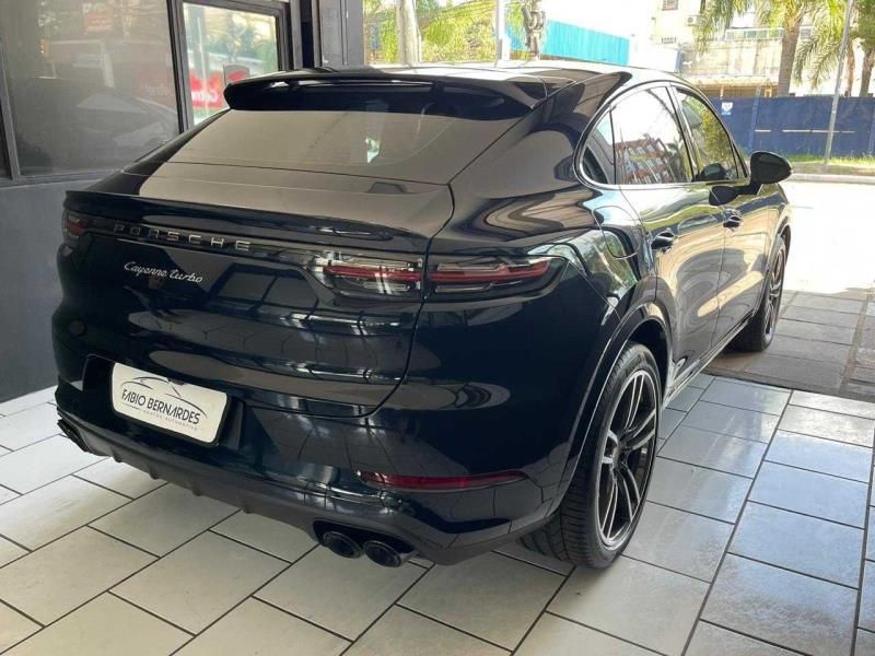 PORSCHE CAYENNE 4.0 V8 GASOLINA TURBO COUPÉ AWD TIPTRONIC S 2022/2023 FÁBIO BERNARDES PORTO ALEGRE / Carros no Vale