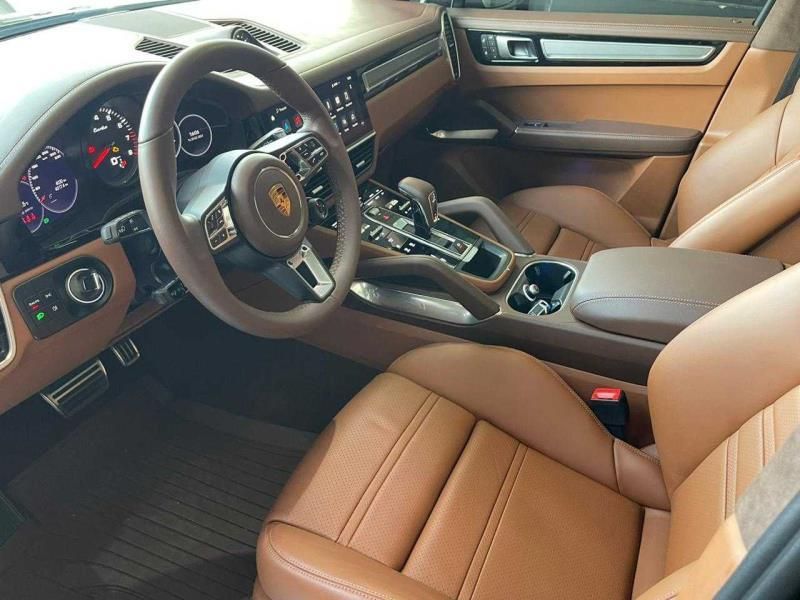 PORSCHE CAYENNE 4.0 V8 GASOLINA TURBO COUPÉ AWD TIPTRONIC S 2022/2023 FÁBIO BERNARDES PORTO ALEGRE / Carros no Vale