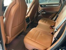 PORSCHE CAYENNE 4.0 V8 GASOLINA TURBO COUPÉ AWD TIPTRONIC S 2022/2023 FÁBIO BERNARDES PORTO ALEGRE / Carros no Vale