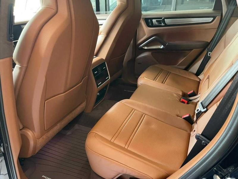 PORSCHE CAYENNE 4.0 V8 GASOLINA TURBO COUPÉ AWD TIPTRONIC S 2022/2023 FÁBIO BERNARDES PORTO ALEGRE / Carros no Vale