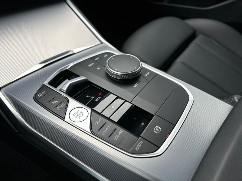 BMW 320i 2.0 Turbo/ActiveFlex 16V/GP 4p 2023/2023 CONCEPT MOTORS PASSO FUNDO / Carros no Vale