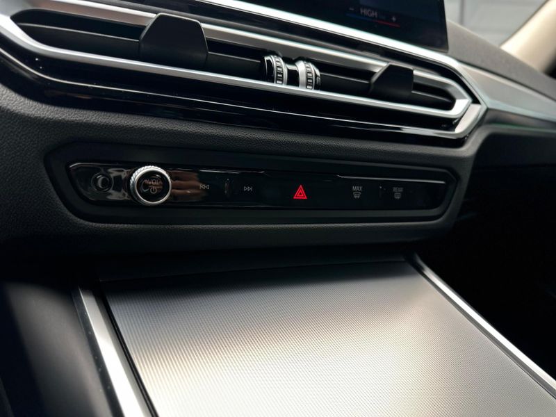 BMW 320i 2.0 Turbo/ActiveFlex 16V/GP 4p 2023/2023 CONCEPT MOTORS PASSO FUNDO / Carros no Vale
