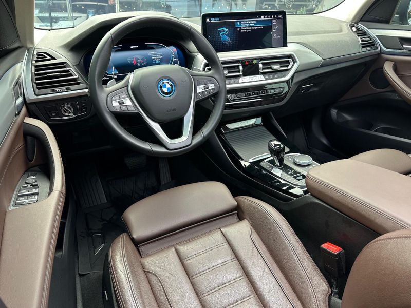 BMW X3 XDRIVE 30e X-Line Turbo Aut (HÃ­b.) 2023/2024 CONCEPT MOTORS PASSO FUNDO / Carros no Vale
