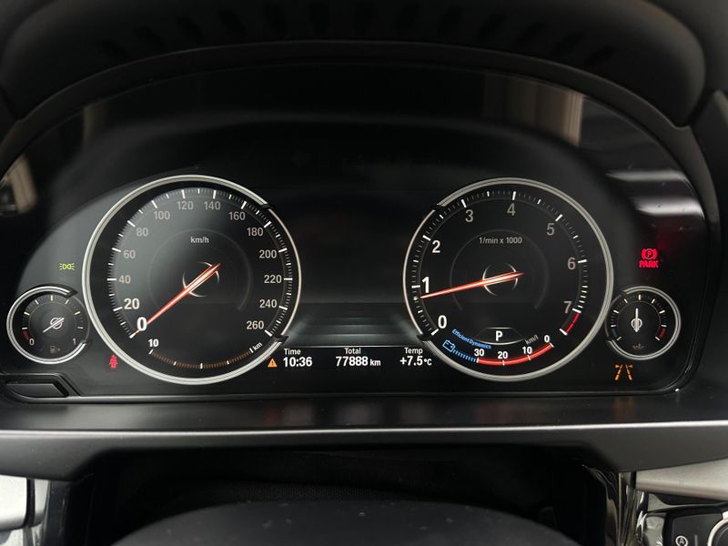 BMW X6 XDRIVE 35i 3.0 306cv Bi-Turbo 2018/2019 CONCEPT MOTORS PASSO FUNDO / Carros no Vale