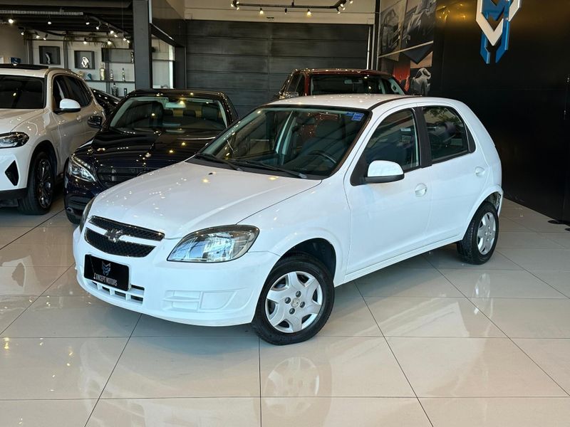 Chevrolet Celta Spirit LT 1.0 MPFI 8V FlexP 5p 2013/2014 CONCEPT MOTORS PASSO FUNDO / Carros no Vale