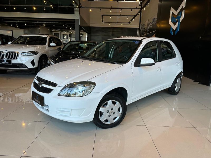 Chevrolet Celta Spirit LT 1.0 MPFI 8V FlexP 5p 2013/2014 CONCEPT MOTORS PASSO FUNDO / Carros no Vale