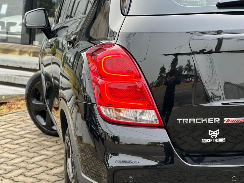 Chevrolet Tracker Midnight 1.4 Turbo Flex Aut. 2018/2019 CONCEPT MOTORS PASSO FUNDO / Carros no Vale
