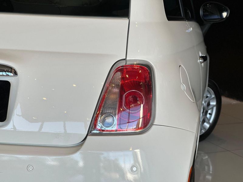 Fiat 500 Cult 1.4 Flex 8V EVO Dualogic 2012/2012 CONCEPT MOTORS PASSO FUNDO / Carros no Vale