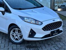 Ford Fiesta SEL 1.6 16V Flex Aut 5p 2018/2018 CONCEPT MOTORS PASSO FUNDO / Carros no Vale