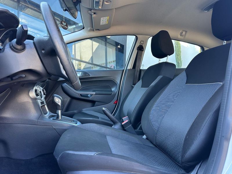 Ford Fiesta SEL 1.6 16V Flex Aut 5p 2018/2018 CONCEPT MOTORS PASSO FUNDO / Carros no Vale