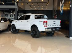 Ford Ranger Limited 3.2 4×4 CD Diesel Aut. 2016/2017 CONCEPT MOTORS PASSO FUNDO / Carros no Vale