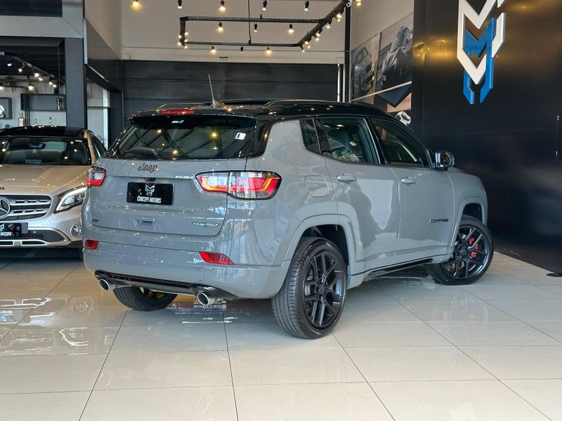 Jeep Compass BlackHawk Hurricane 2.0 4×4 TB Aut. 2024/2025 CONCEPT MOTORS PASSO FUNDO / Carros no Vale