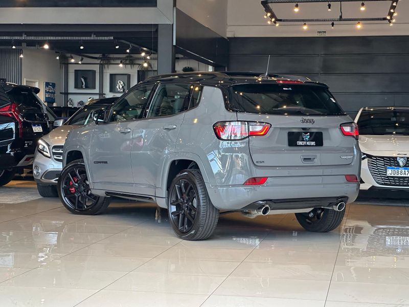Jeep Compass BlackHawk Hurricane 2.0 4×4 TB Aut. 2024/2025 CONCEPT MOTORS PASSO FUNDO / Carros no Vale
