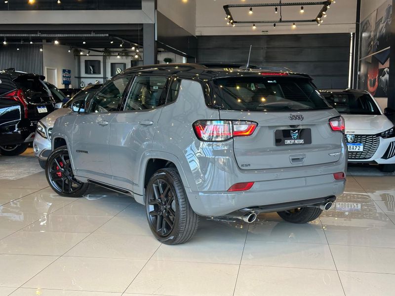 Jeep Compass BlackHawk Hurricane 2.0 4×4 TB Aut. 2024/2025 CONCEPT MOTORS PASSO FUNDO / Carros no Vale