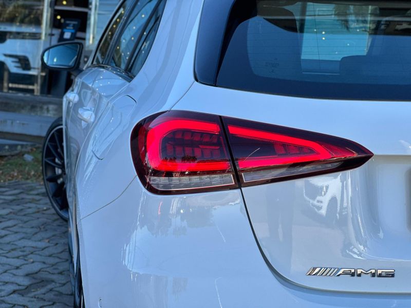 Mercedes-Benz A-35 AMG 4MATIC 2.0 TB Aut. 2019/2020 CONCEPT MOTORS PASSO FUNDO / Carros no Vale