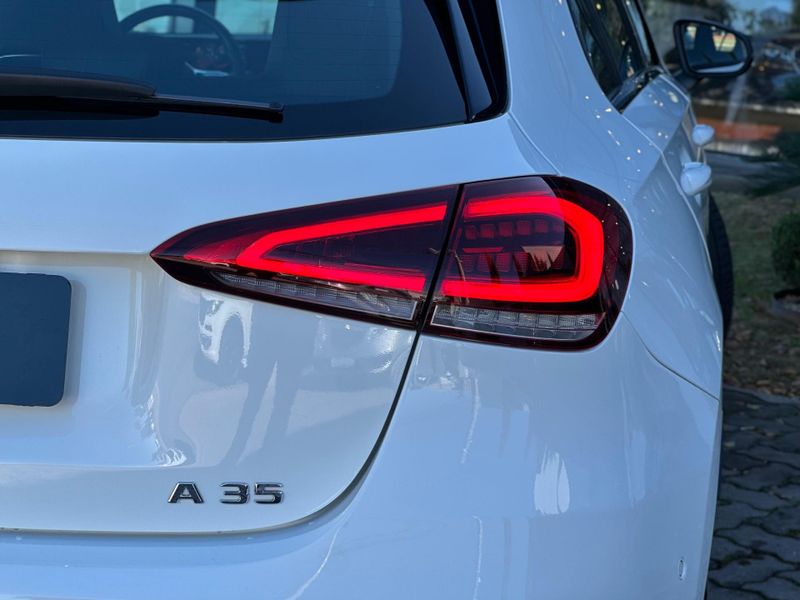 Mercedes-Benz A-35 AMG 4MATIC 2.0 TB Aut. 2019/2020 CONCEPT MOTORS PASSO FUNDO / Carros no Vale