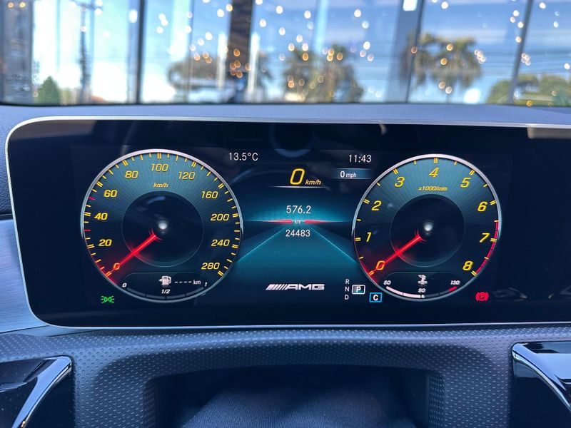 Mercedes-Benz A-35 AMG 4MATIC 2.0 TB Aut. 2019/2020 CONCEPT MOTORS PASSO FUNDO / Carros no Vale