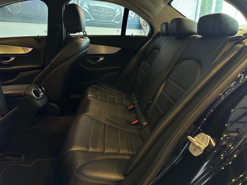 Mercedes-Benz C-180 1.6 Turbo 16V/Flex 16V Aut. 2014/2015 CONCEPT MOTORS PASSO FUNDO / Carros no Vale