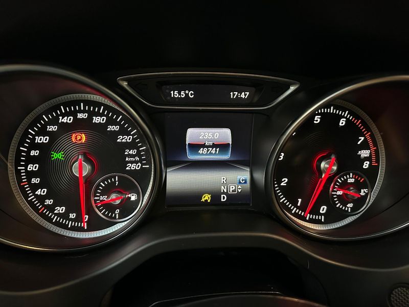 Mercedes-Benz Gla 200 Enduro 1.6 TB 16V Flex Aut. 2018/2019 CONCEPT MOTORS PASSO FUNDO / Carros no Vale