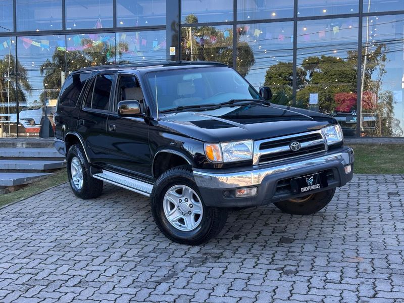 Toyota Hilux SW4 4×4 3.0 8V TB Diesel 1999/1999 CONCEPT MOTORS PASSO FUNDO / Carros no Vale