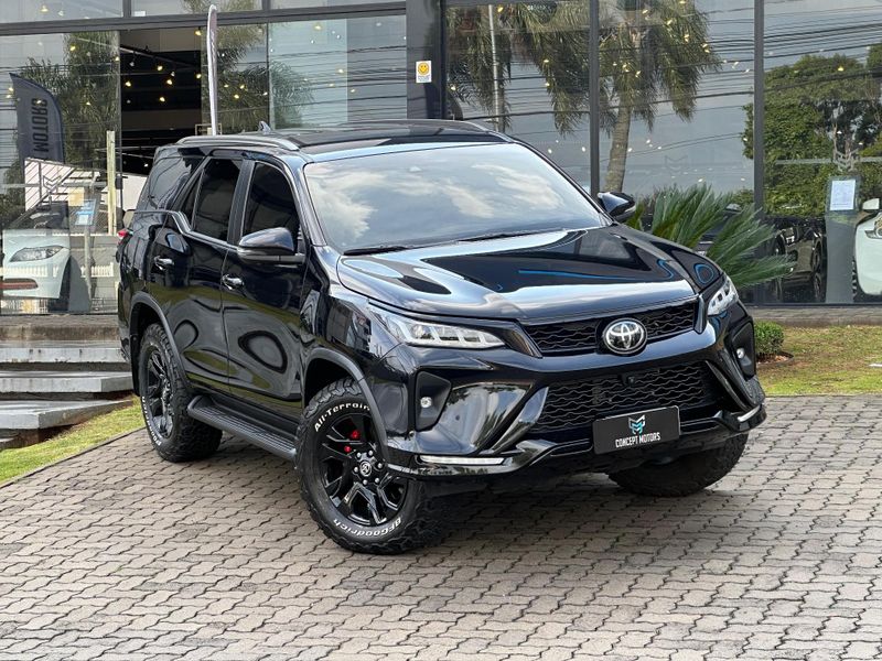 Toyota Hilux SW4 Diamond 2.8 TB 4×4 Die Aut. 2022/2022 CONCEPT MOTORS PASSO FUNDO / Carros no Vale