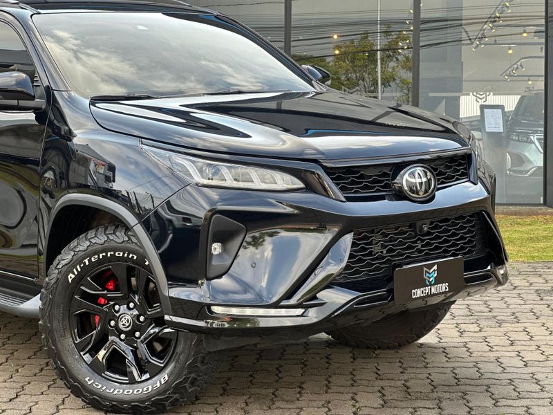 Toyota Hilux SW4 Diamond 2.8 TB 4×4 Die Aut. 2022/2022 CONCEPT MOTORS PASSO FUNDO / Carros no Vale