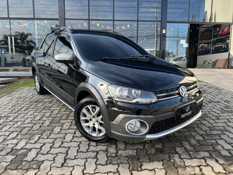 Volkswagen Saveiro CROSS 1.6 T.Flex 16V CD 2015/2016 CONCEPT MOTORS PASSO FUNDO / Carros no Vale