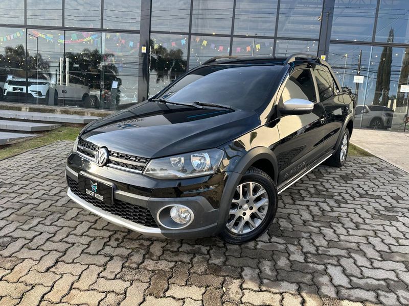 Volkswagen Saveiro CROSS 1.6 T.Flex 16V CD 2015/2016 CONCEPT MOTORS PASSO FUNDO / Carros no Vale