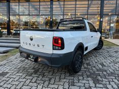 Volkswagen Saveiro Robust 1.6 Total Flex 16V 2024/2025 CONCEPT MOTORS PASSO FUNDO / Carros no Vale