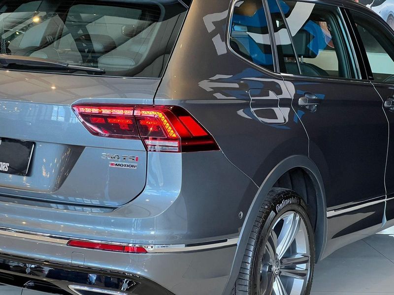 Volkswagen Tiguan Allspac R-Line 350 TSI 2.0 4×4 2021/2021 CONCEPT MOTORS PASSO FUNDO / Carros no Vale