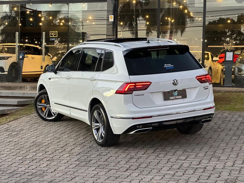 Volkswagen Tiguan Allspac R-Line 350 TSI 2.0 4×4 2019/2020 CONCEPT MOTORS PASSO FUNDO / Carros no Vale