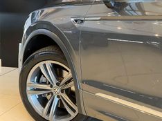 Volkswagen Tiguan Allspac R-Line 350 TSI 2.0 4×4 2021/2021 CONCEPT MOTORS PASSO FUNDO / Carros no Vale