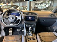 Volkswagen Tiguan Allspac R-Line 350 TSI 2.0 4×4 2021/2021 CONCEPT MOTORS PASSO FUNDO / Carros no Vale
