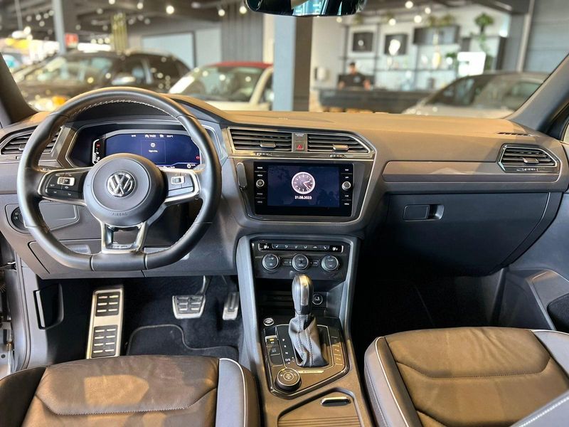 Volkswagen Tiguan Allspac R-Line 350 TSI 2.0 4×4 2021/2021 CONCEPT MOTORS PASSO FUNDO / Carros no Vale